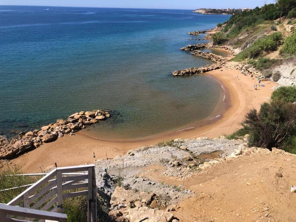 Casa Vacanze Capo Rizzuto 3 Ovile la Marinella Dış mekan fotoğraf
